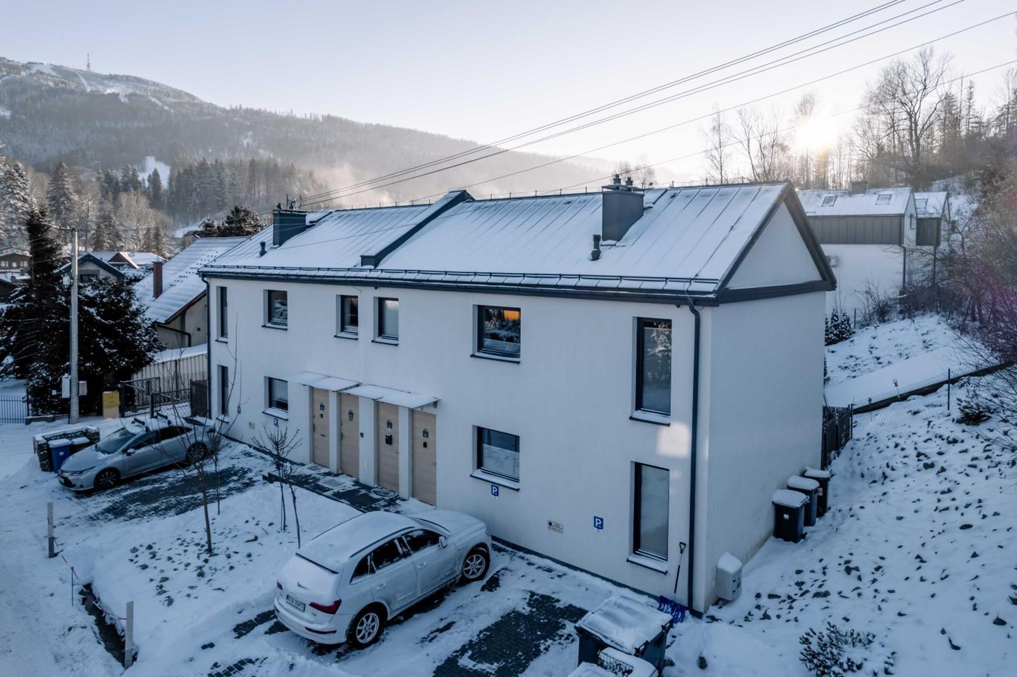 Apartament Kasztanowy Blisko Centrum - Dream Apart シュチルク エクステリア 写真