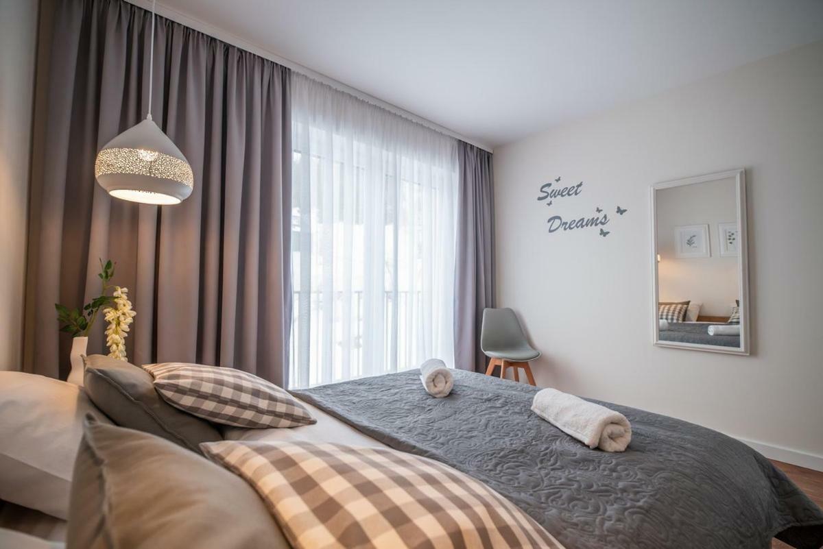 Apartament Kasztanowy Blisko Centrum - Dream Apart シュチルク エクステリア 写真