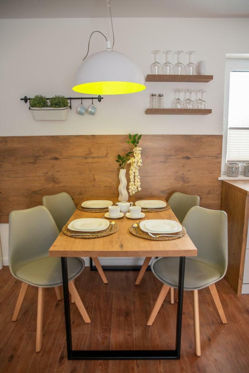 Apartament Kasztanowy Blisko Centrum - Dream Apart シュチルク エクステリア 写真